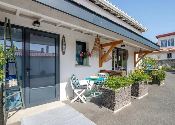 Surf 300m De La * 비아히쯔